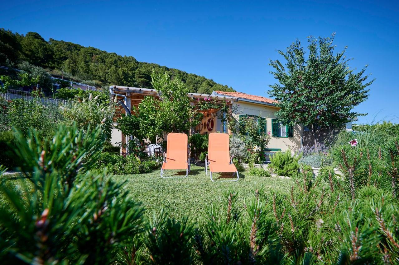 Unique House Split Villa Luaran gambar